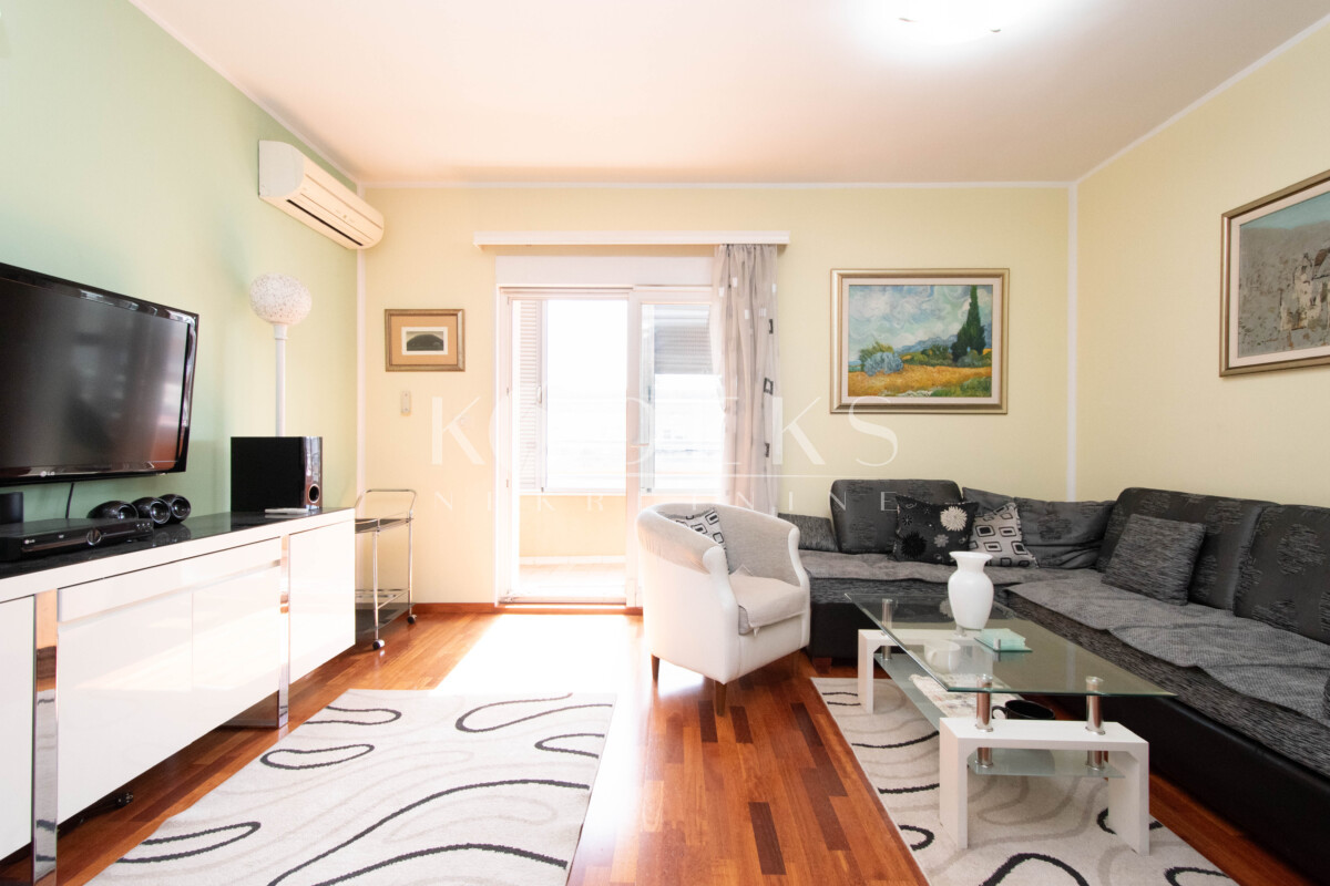 dvosoban stan izdavanje two bedroom apartment for rent city kvart master central point big fashion podgorica-2