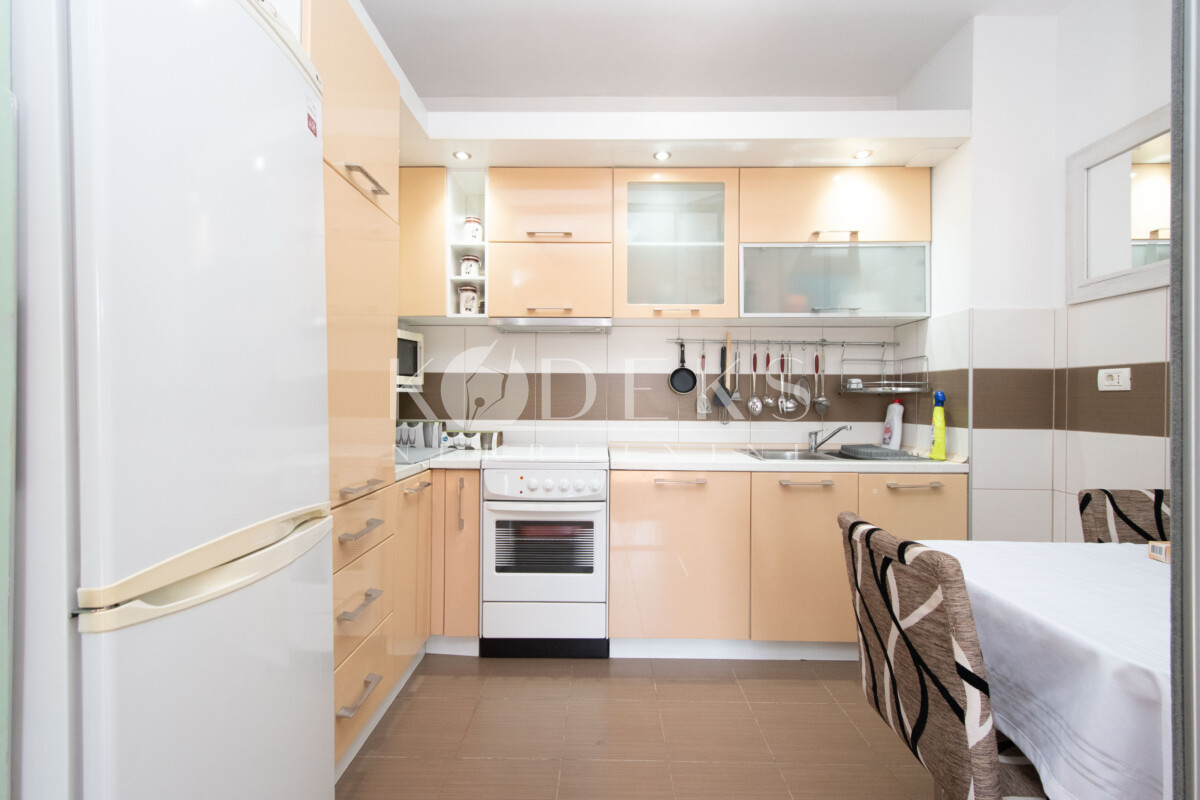 dvosoban stan izdavanje two bedroom apartment for rent city kvart master central point big fashion podgorica-4