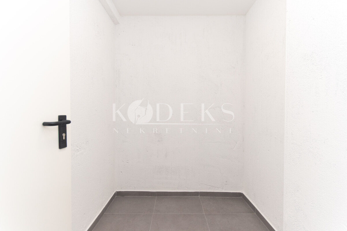 dvosoban stan izdavanje two bedroom apartment for rent podgorica stari aerodrom-14