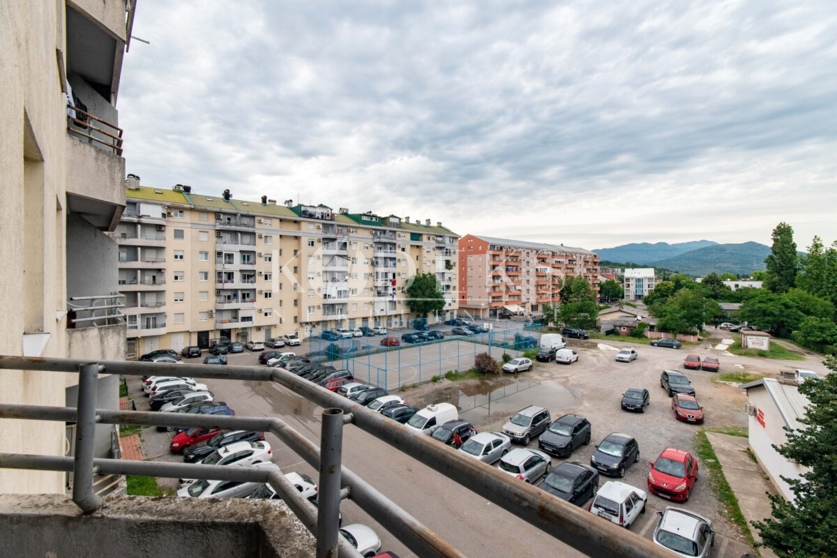 jednosoban stan izdavanje one bedroom apartment for rent stari aerodrom podgorica arenda studio garsonjera dvosoban trosoban two (9)