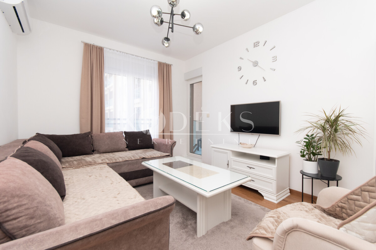 jednosoban stan izdavanje zabjelo lakovic nas diskon voli one bedroom apartment pobrezje for rent podgorica-4