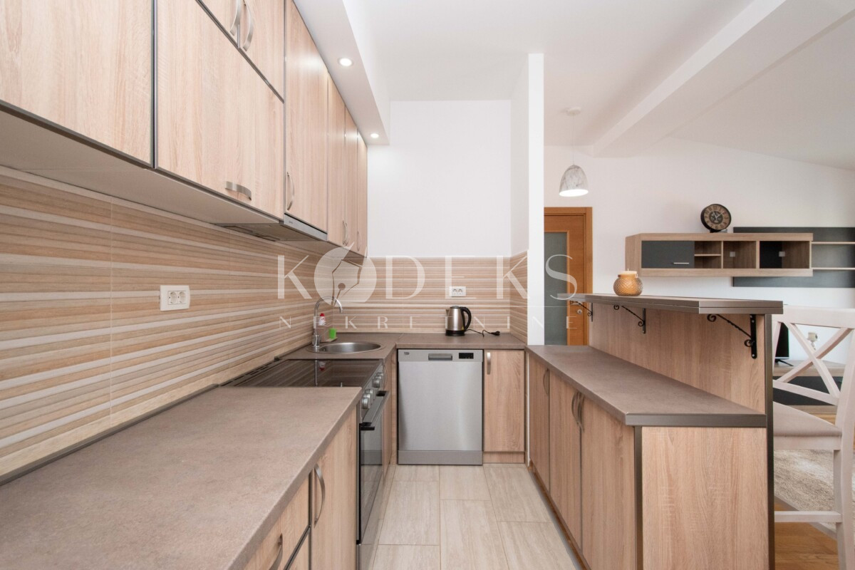 jednosoban stan izdvanje one bedroom apartment for rent for sale prodaja Ljubovic zabjelo-5