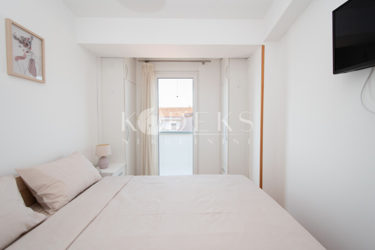 jednosoban stan izdvanje one bedroom apartment for rent for sale prodaja Ljubovic zabjelo-8