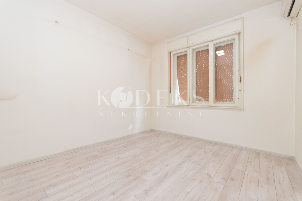 poslovni prostor izdavanje centar podgorica city center office space for rent (4)