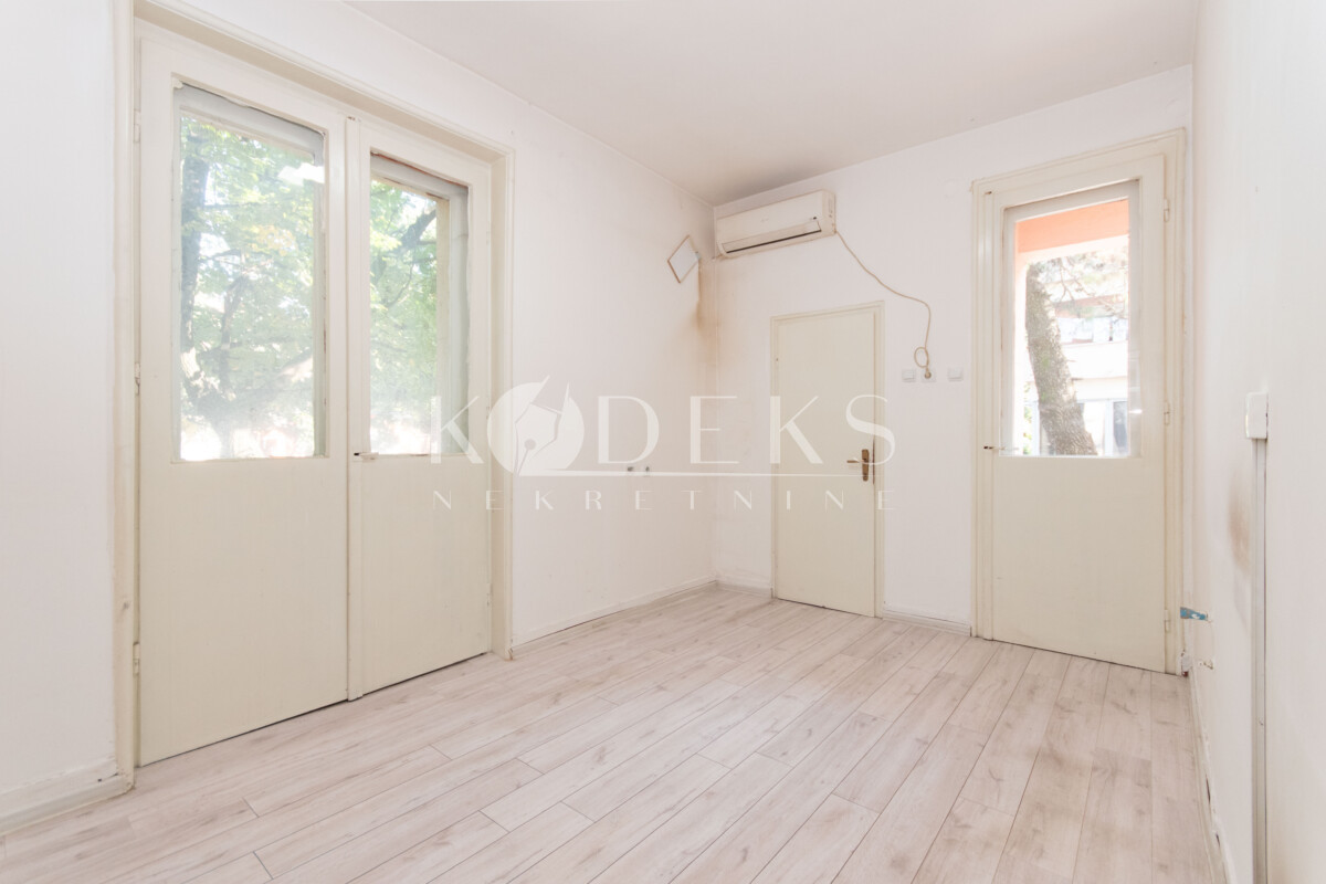 poslovni prostor izdavanje centar podgorica city center office space for rent (6)