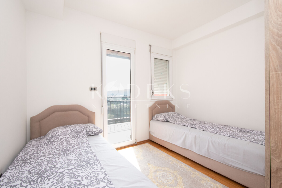 trosoban stan izdavanje three bedroom apartment for rent 1. maj city kvart central point-1