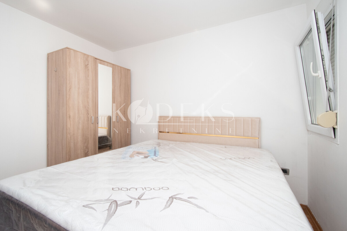 trosoban stan izdavanje three bedroom apartment for rent 1. maj city kvart central point-5