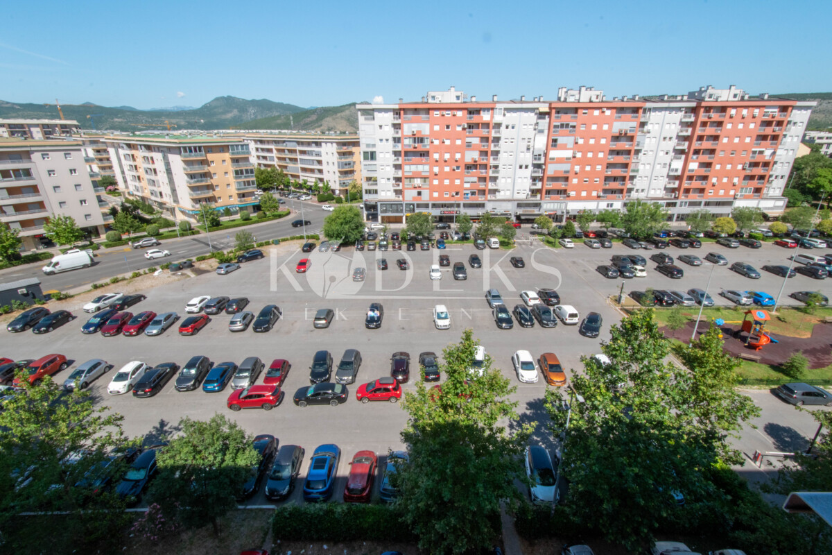 trosoban stan izdvanje city kvart master big fashion central point three bedroom apartment for rent podgorica-16