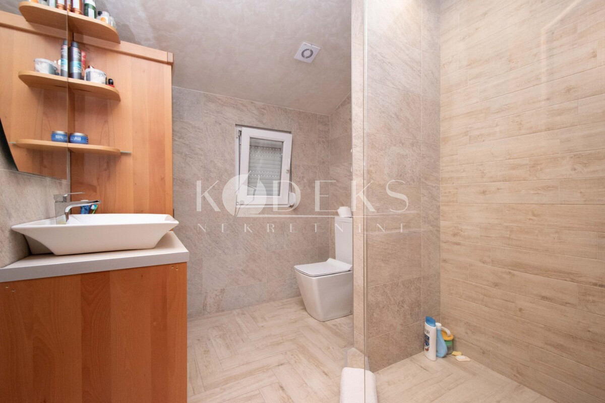 trosoban stan izdvanje masline skopska ulica three bedroom apartment for rent podgorica-9
