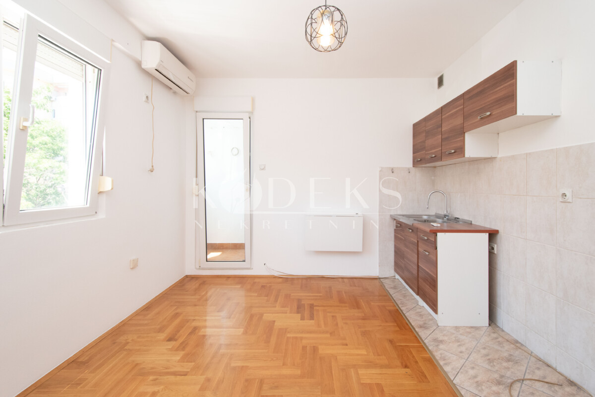garsonjera izdavanje zabjeloamfora ljubovic studio apartment for rent podgorica-1