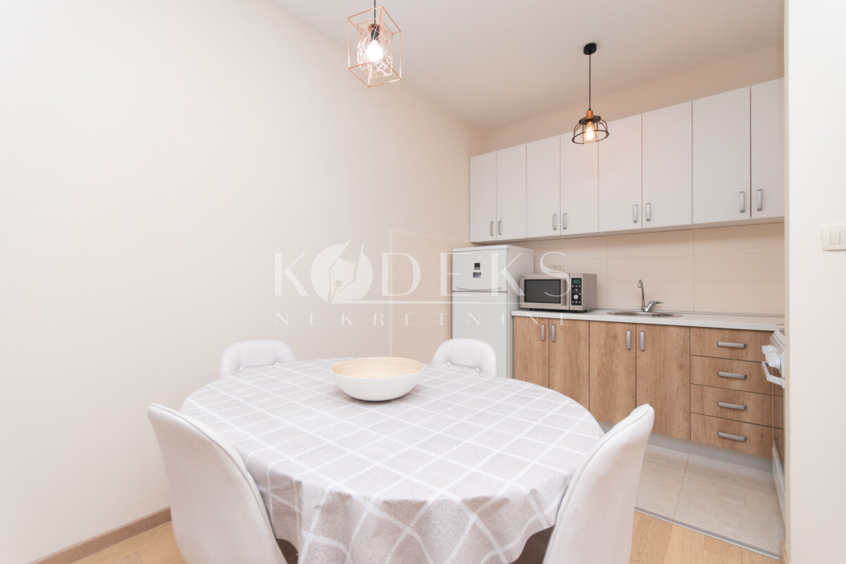 jednosoban stan izdavanje city kvart master central point podgorica big fashion one bedroom apartment montenegro studio two thre (4)