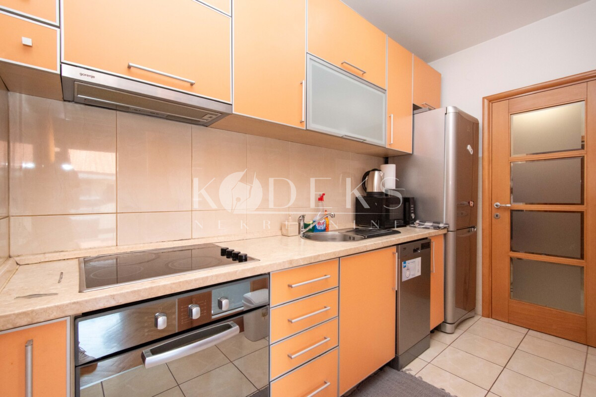 jednosoban stan izdavanje dalmatinska one bedroom apartment blok 9 for rent-10