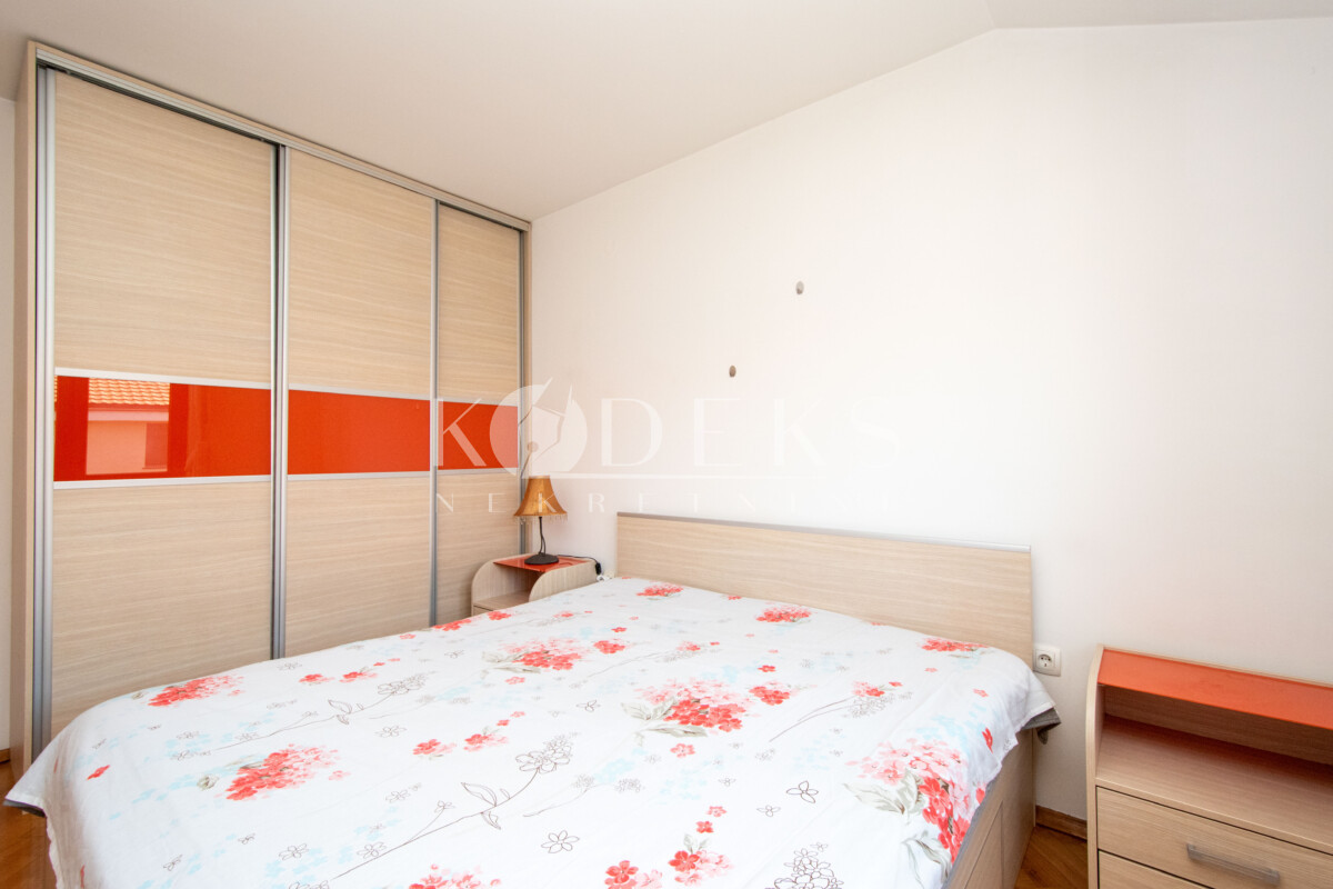 jednosoban stan izdavanje dalmatinska one bedroom apartment blok 9 for rent-8