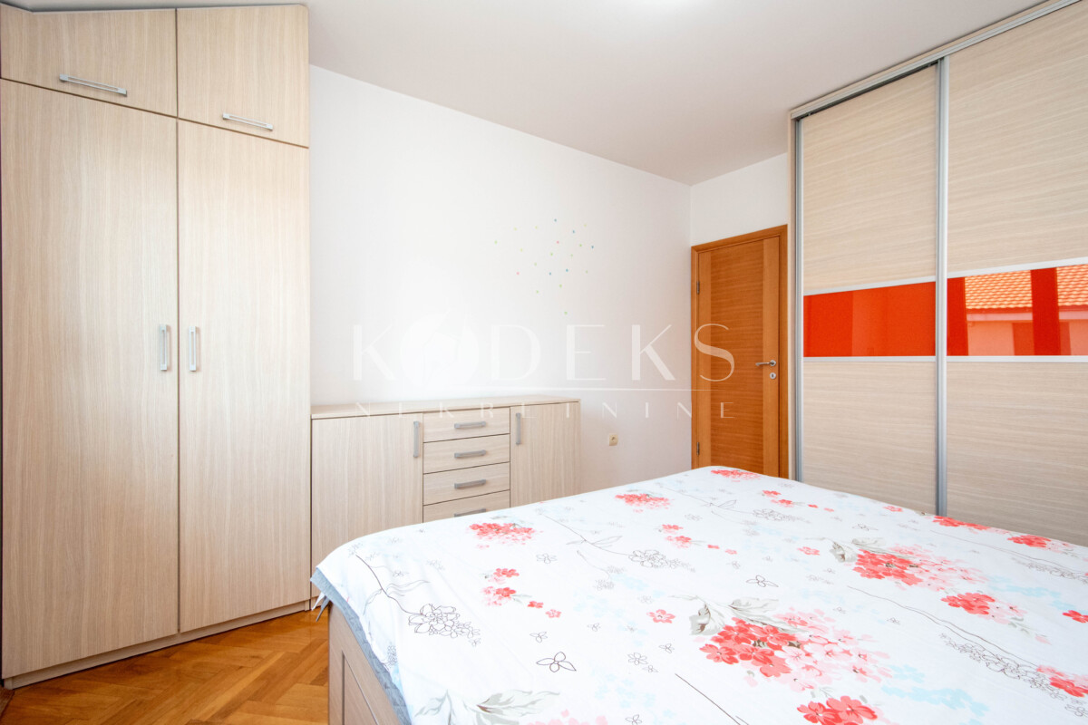 jednosoban stan izdavanje dalmatinska one bedroom apartment blok 9 for rent-9