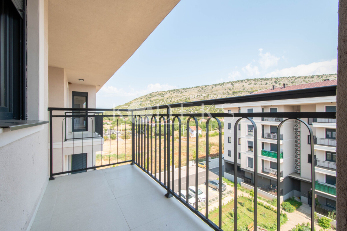 jednosoban stan izdavanje prodaja tolosi posh residence one bedroom apartment for rent podgorica for sale-5
