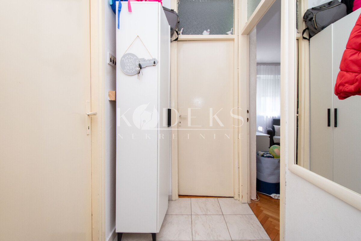 jednosoban stan prodaja one bedroom apartment for sale podgorica zabjelo-8