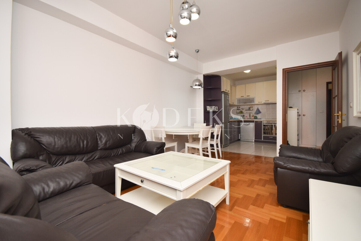 jednosoban stan city kvart izdavanje one bedroom apartment for rent аренда квартира черногори (12)