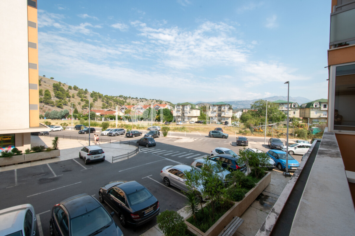 jednosoban stan izdavanje one bedroom apartment for rent podgorica city kej-9