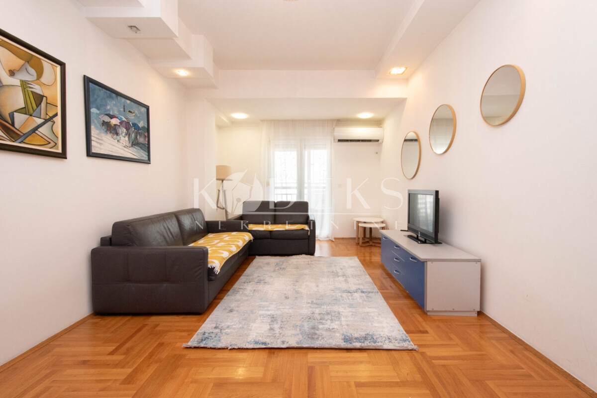 trosoban stan izdavanje three bedroom apartment for rent podgorica city kvart big fashion master central point-1