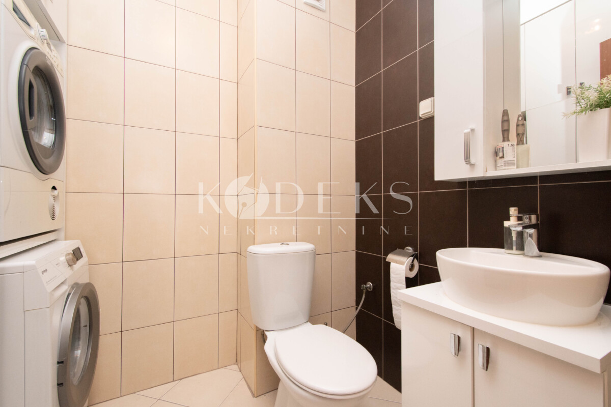 trosoban stan izdavanje three bedroom apartment for rent podgorica city kvart big fashion master central point-12