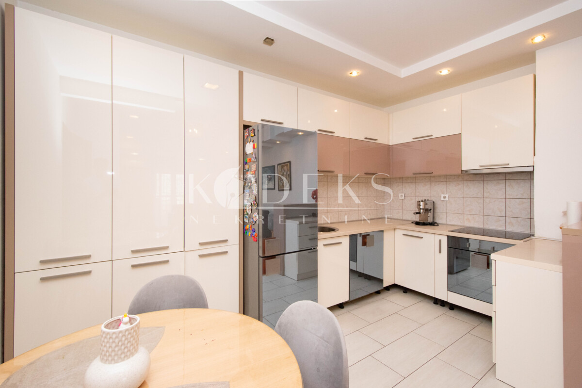 trosoban stan izdavanje three bedroom apartment for rent podgorica city kvart big fashion master central point-3