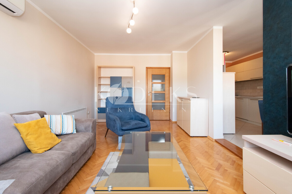 dvosoban stan izdavanje two bedroom apartment for rent podgorica preko morace novi grad-2