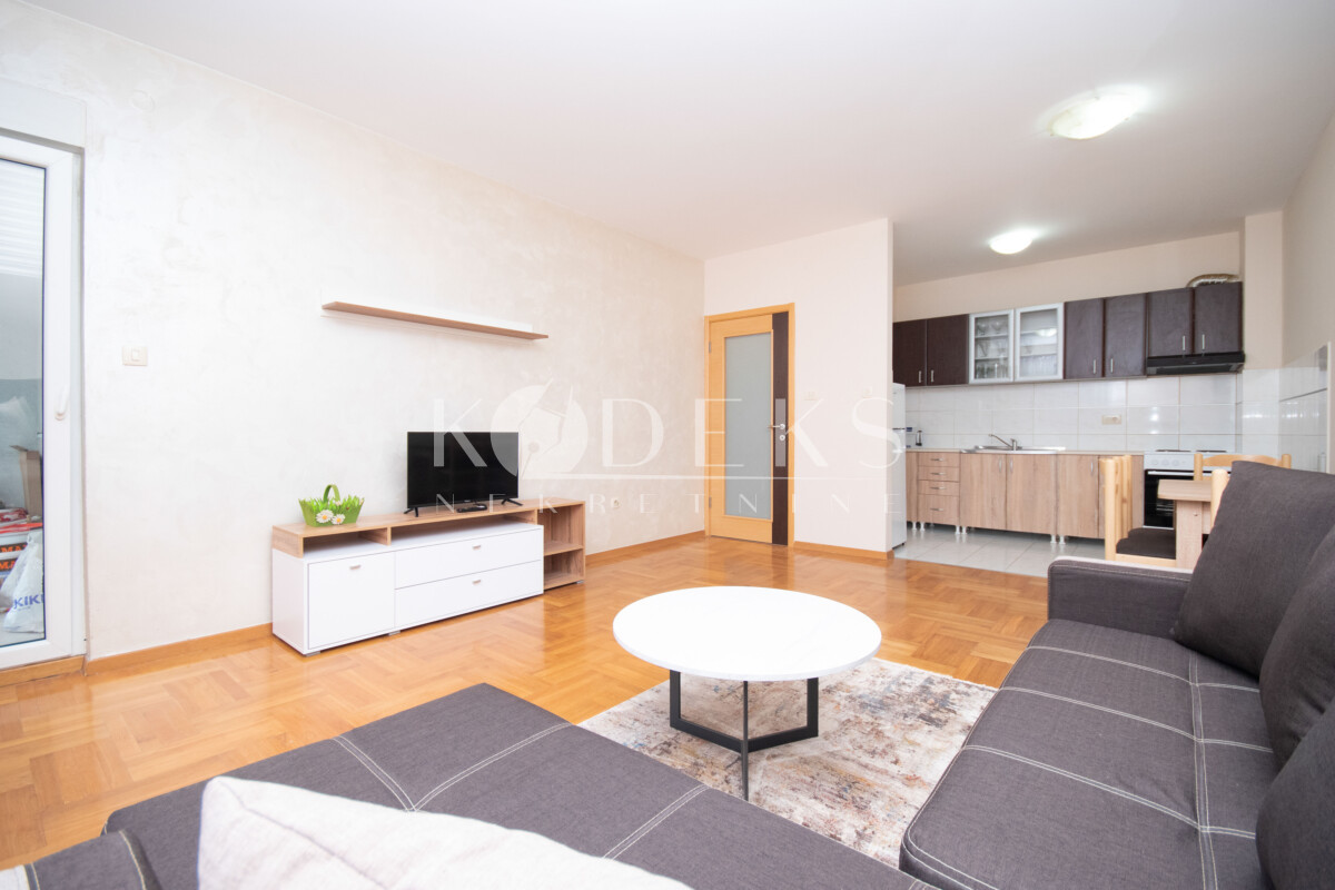 dvosoban stan izdavanje two bedroom apartment for rent podgorica preko morace novi grad-3