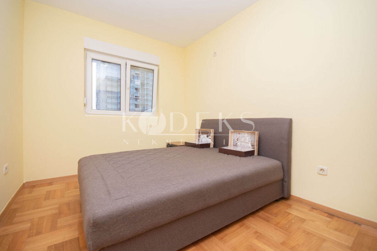 dvosoban stan izdavanje two bedroom apartment for rent podgorica preko morace novi grad-5