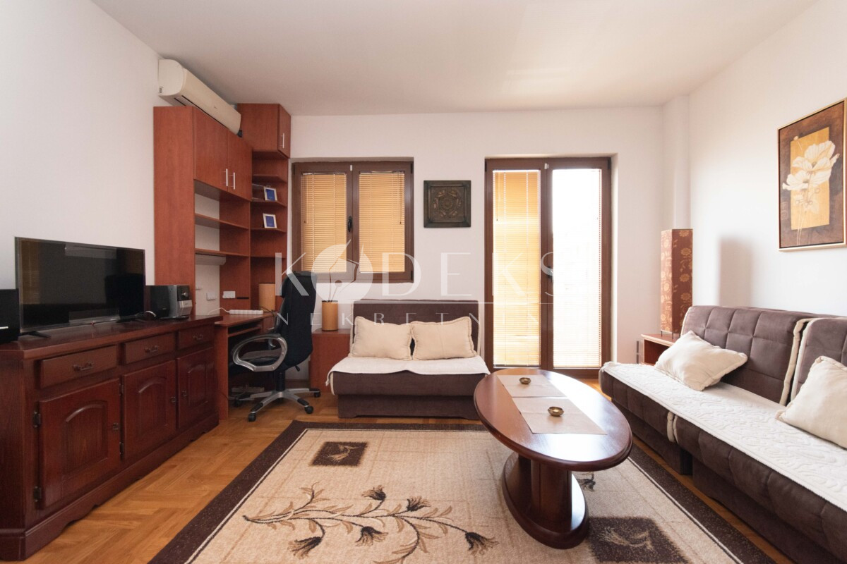 garsonjera izdavanje studio apartment for rent podgorica preko morace krusevac -1