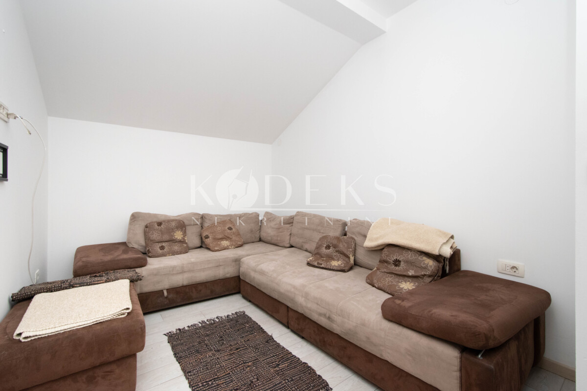 izdavanje kuća zelenika house for rent podgorica zabjelo-14