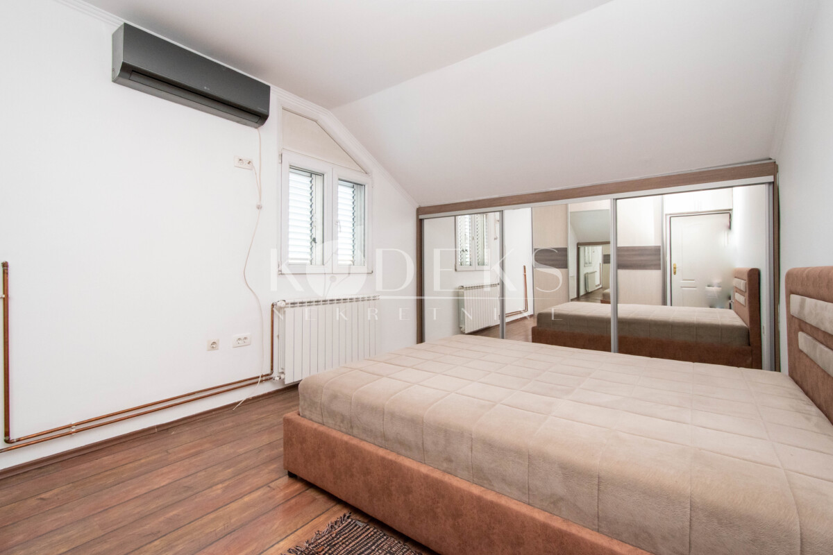 izdavanje kuća zelenika house for rent podgorica zabjelo-8