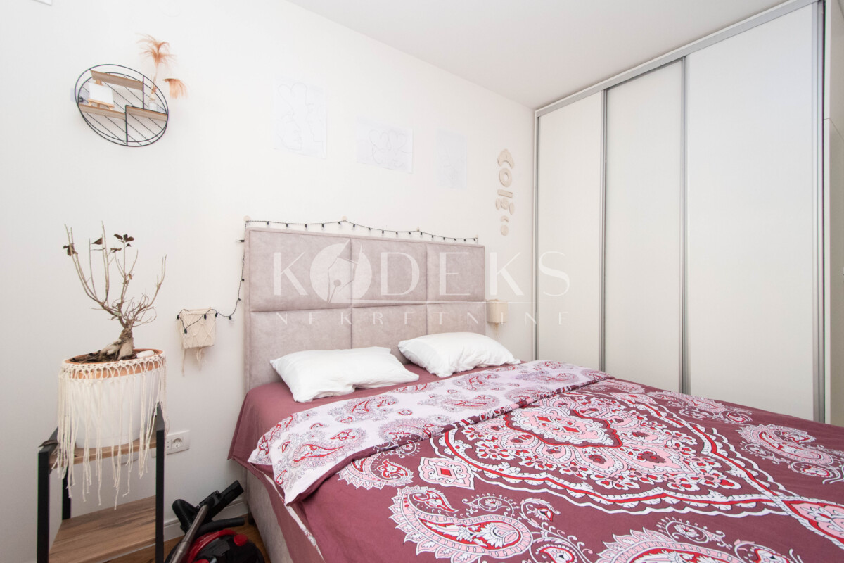 jednosoban stan izdavanje central point big fashion one bedroom apartment for rent podgorica -6