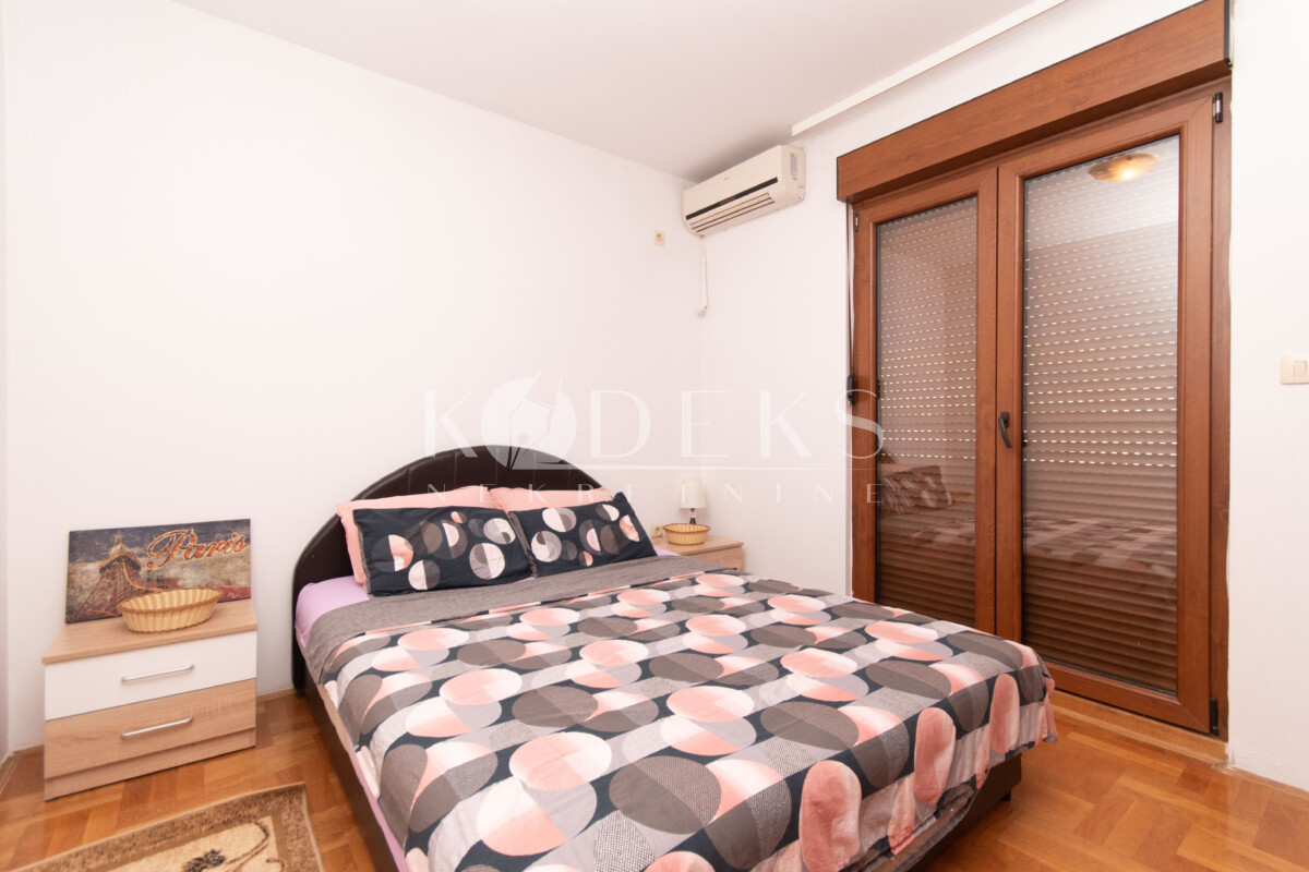 trosoban stan izdavanje stari aerodrom podgorica three bedroom apartment for rent montenegro crna gora (8)