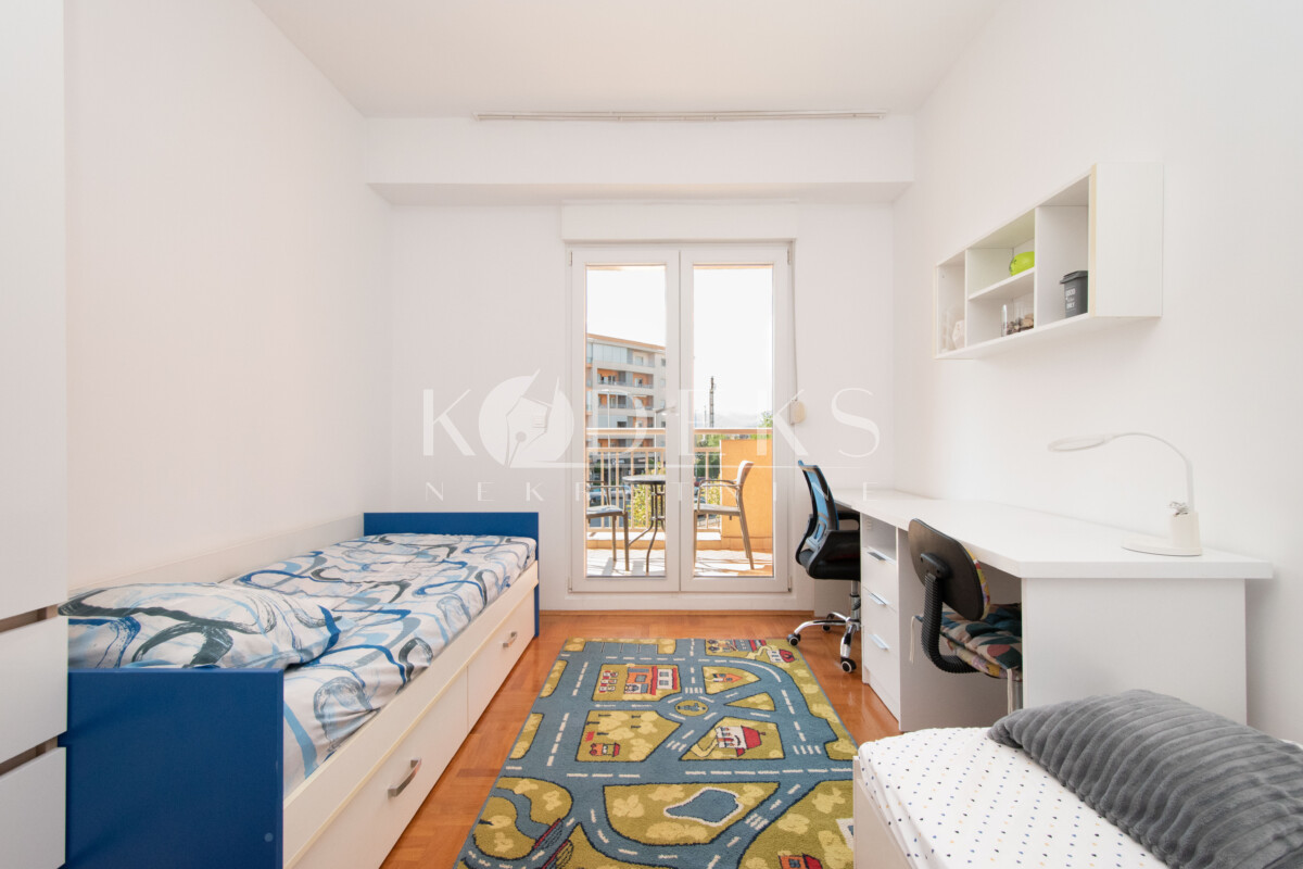 trosoban stan izdavanje three bedroom apartment for rent podgorica big fashion city kvart profesorska-4