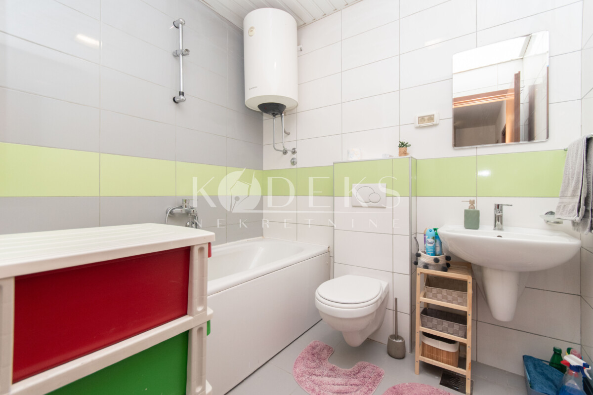 dvosoban stan izdavanje city kvart big fashion central point master two bedroom apartment for rent podgorica-10