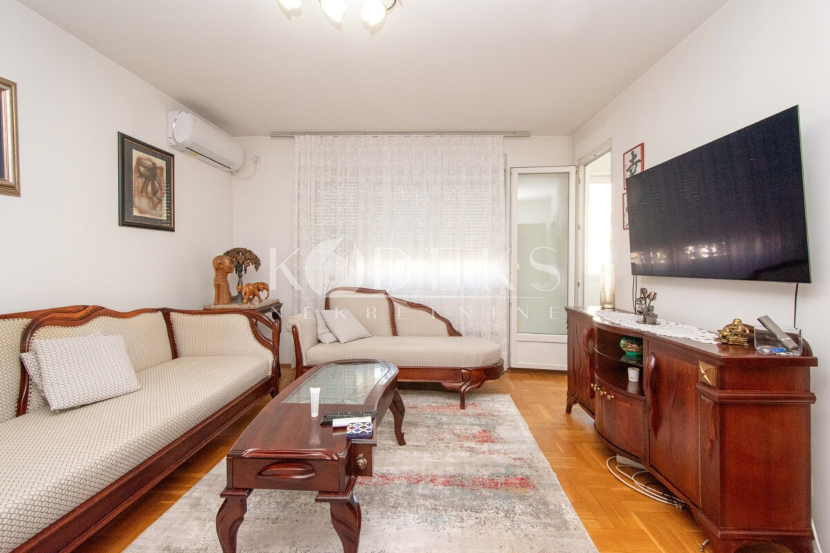 dvosoban stan izdavanje two bedroom apartment for rent podgorica gintas baston mall of montenegro ramada sicilia autobuska zeljeznicka-1