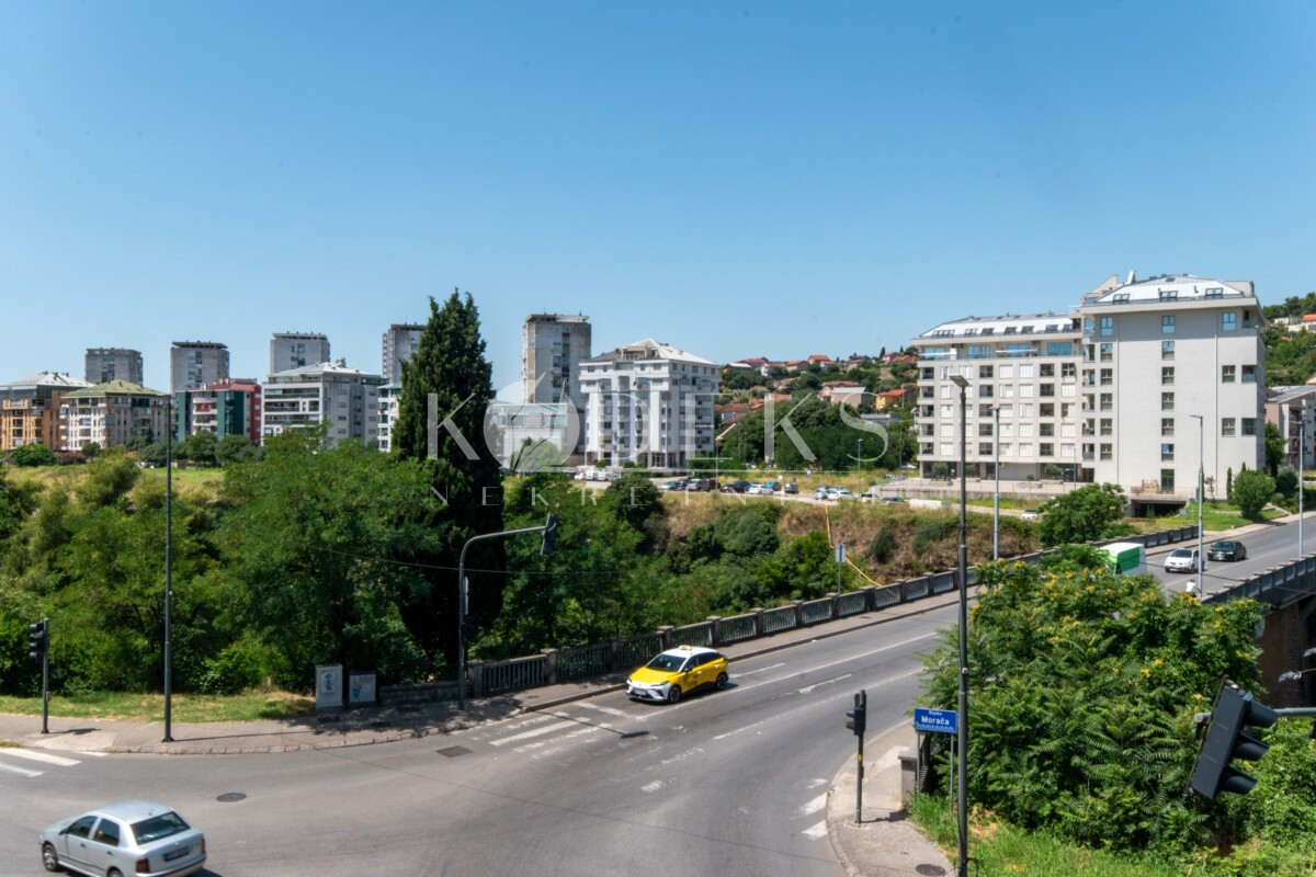 dvosoban stan izdavanje vezirov most centar momisici preko morace one bedroom apartment two bedroom (1)