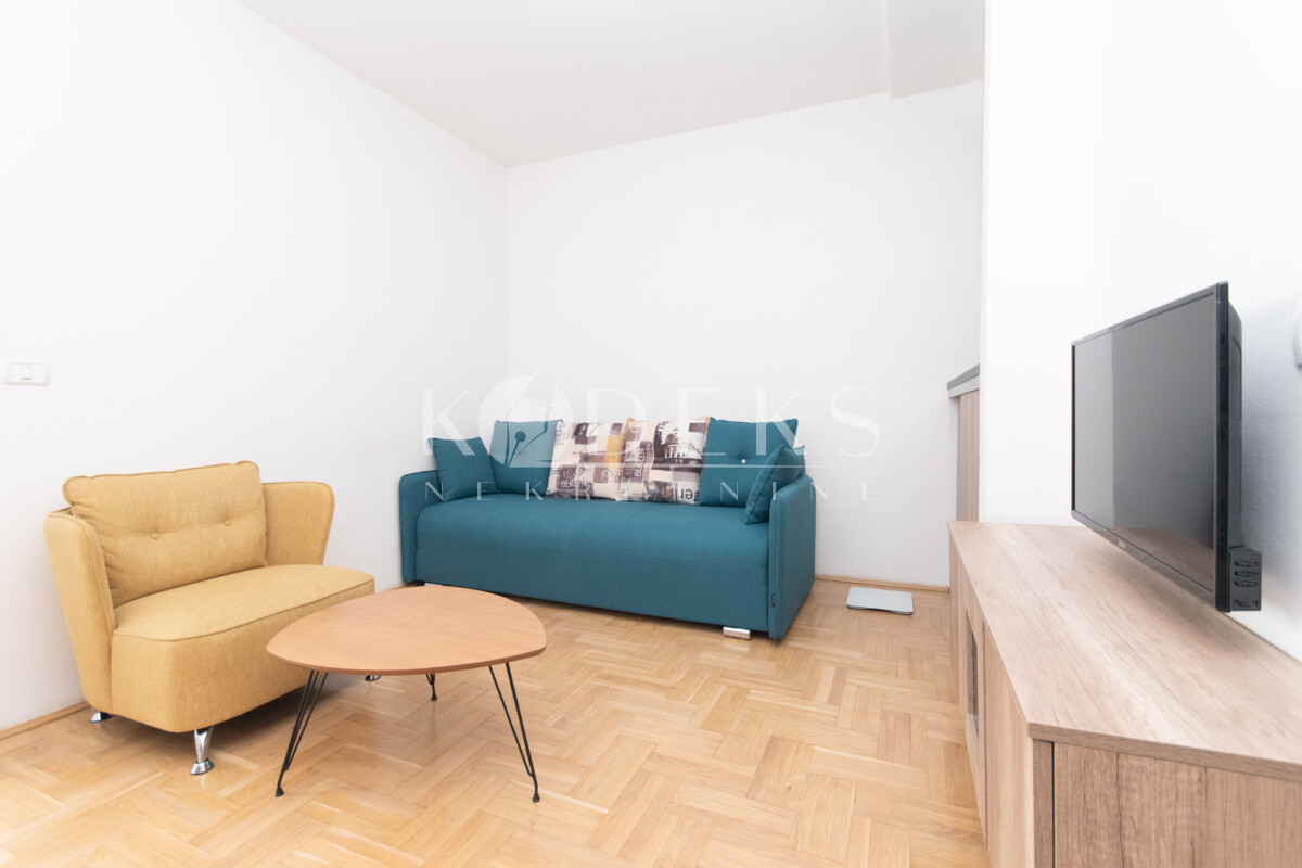garsonjera izdavanje vezirov most zagoric centar studio apartment for rent podgorica-2